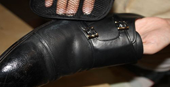 皮鞋發(fā)霉怎么處理最有效？