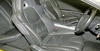 汽車真皮座椅發(fā)霉的處理方法！