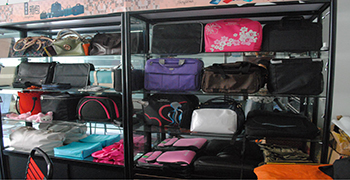 手袋箱包的防霉妙招！